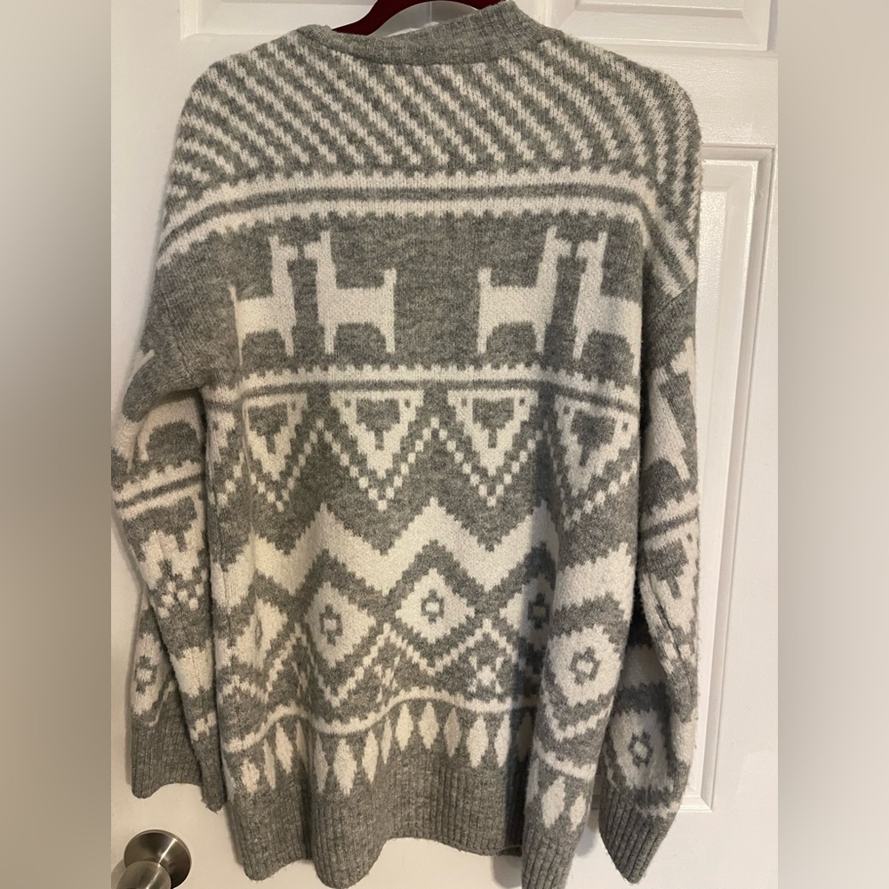 H&M Nordic Pattern Gray and Cream Sweater